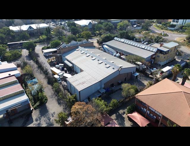 1,760M² WAREHOUSE TO LET IN KYALAMI